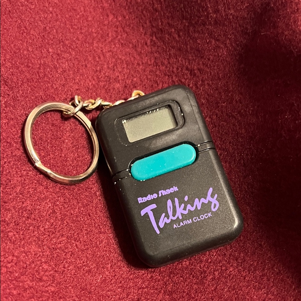 Vintage Radio Shack Talking Alarm Compact Clock Keychain-Non-Tested